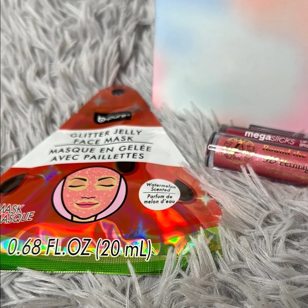 IPSY Beauty Set Pastel Ipsy Bag w/Lip Gloss, Lip Glaze & Jelly Face Mask BUNDLE